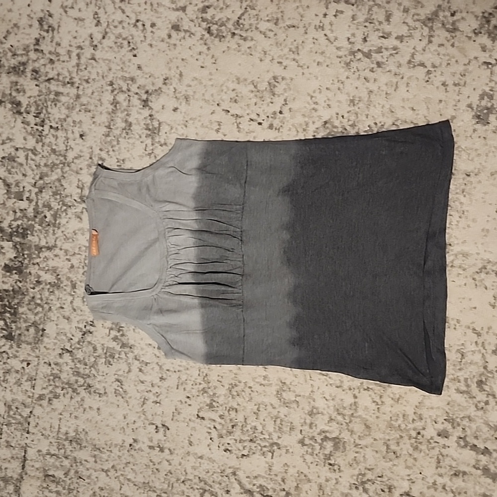 Cut cute tank top